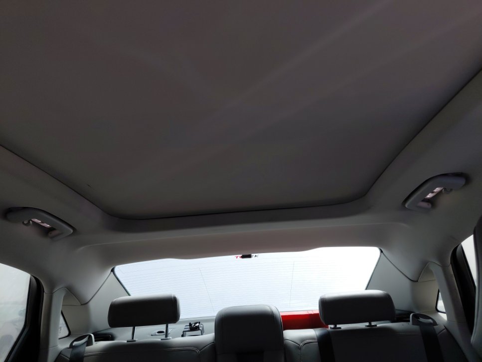 Ford Taurus  2022 image