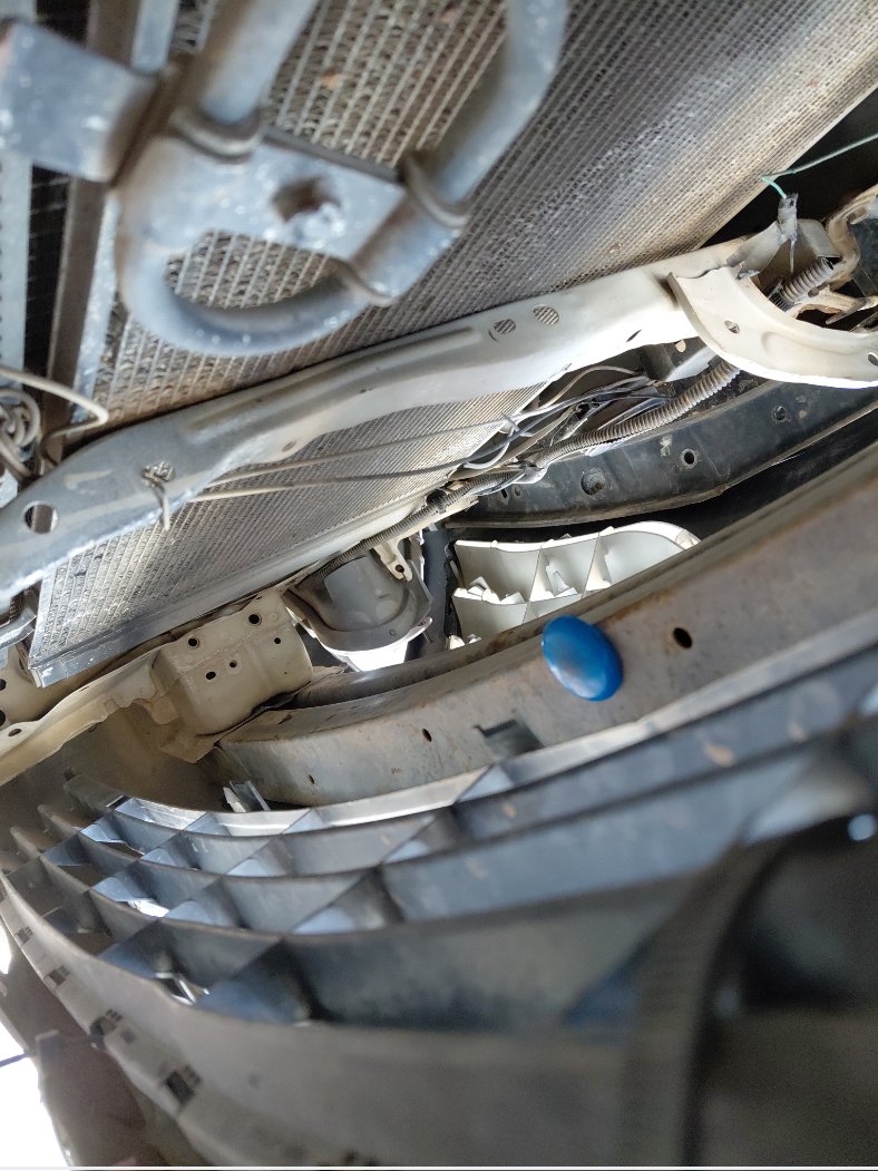 Toyota Camry  2011 image