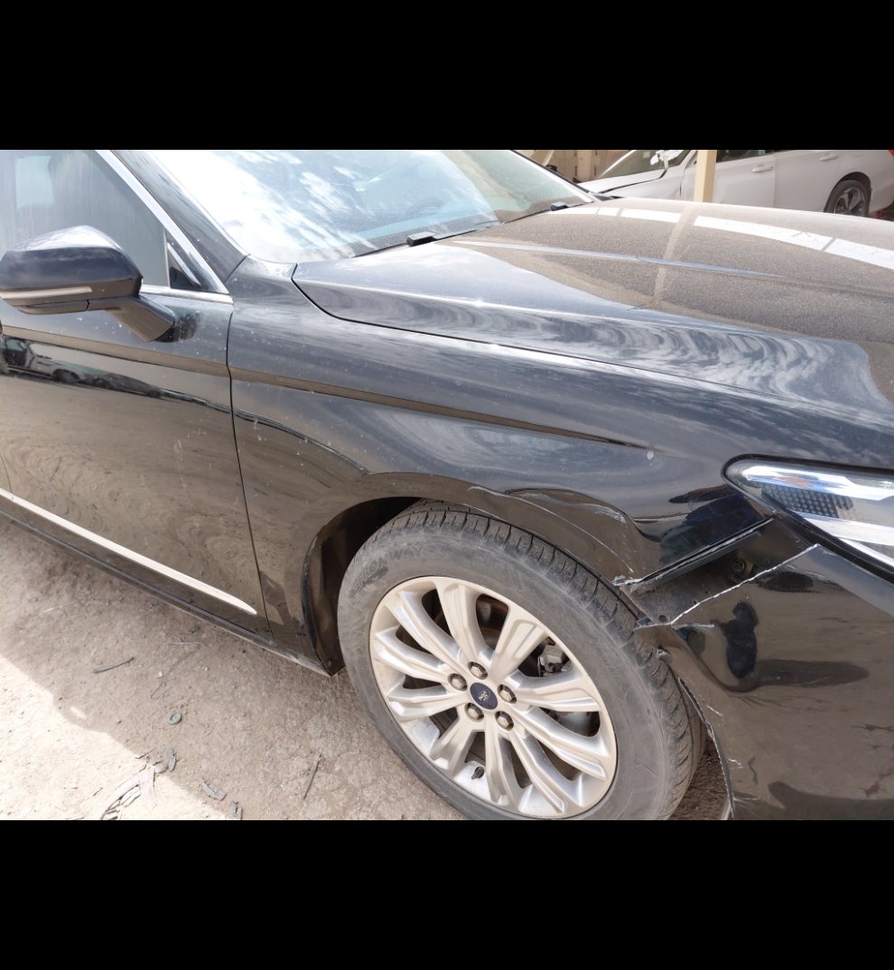 Ford Taurus  2022 image