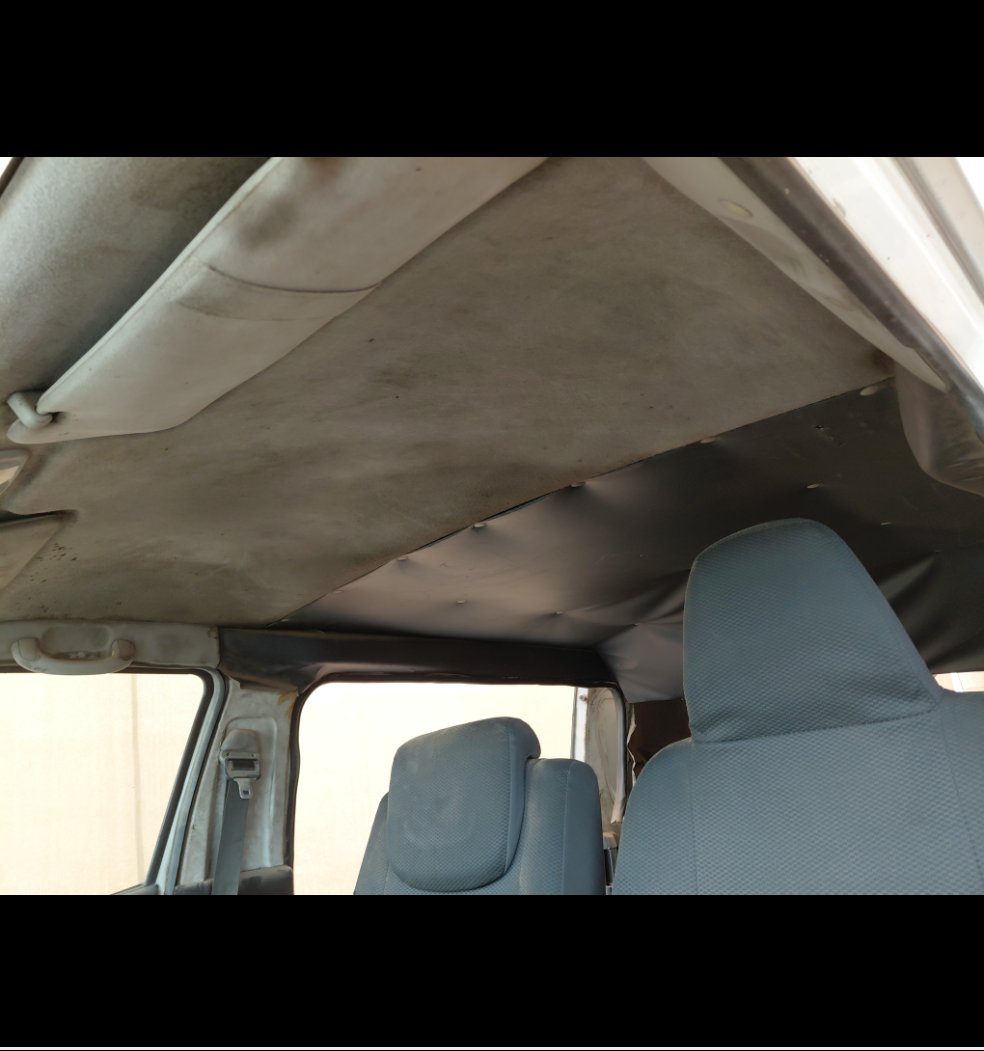 Toyota Hiace  2011 image