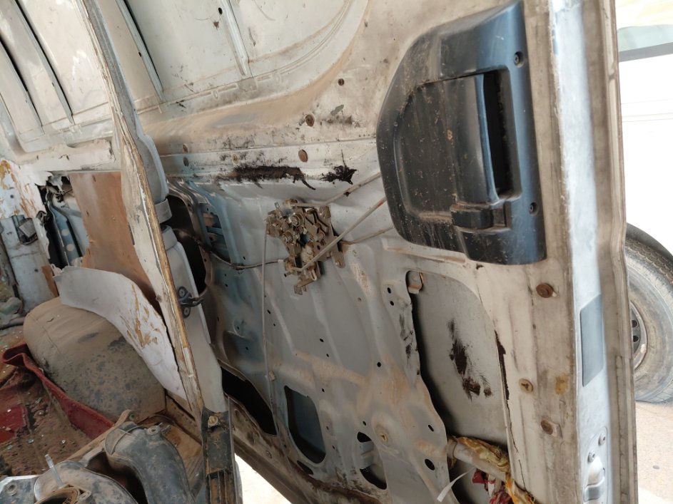 Toyota Hiace  2011 image