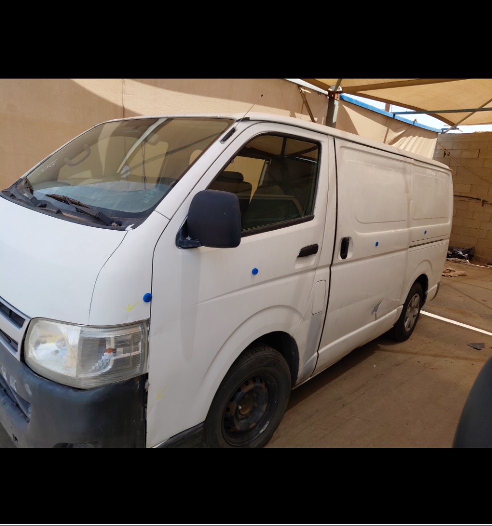 Toyota Hiace  2011 image