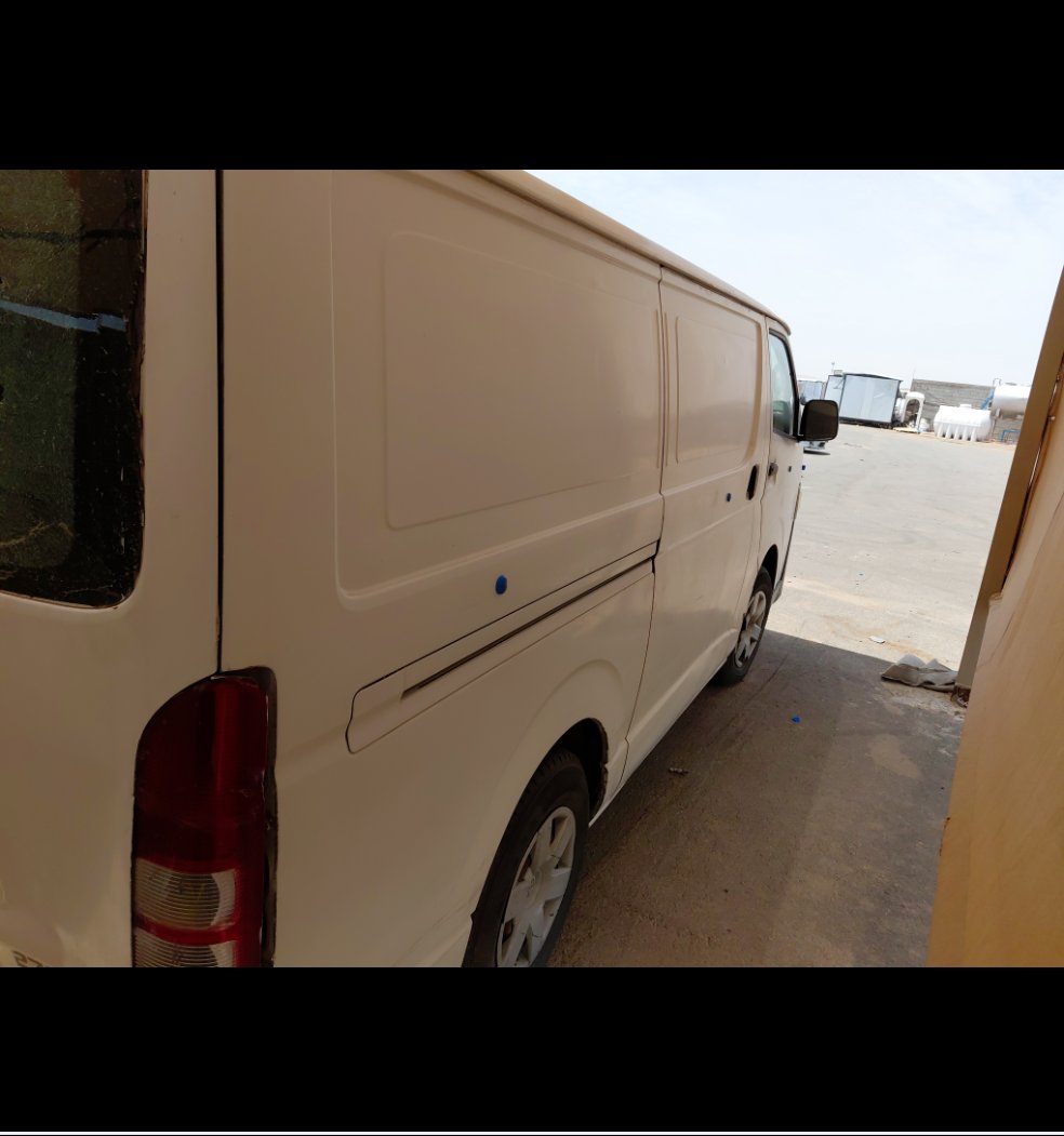 Toyota Hiace  2011 image