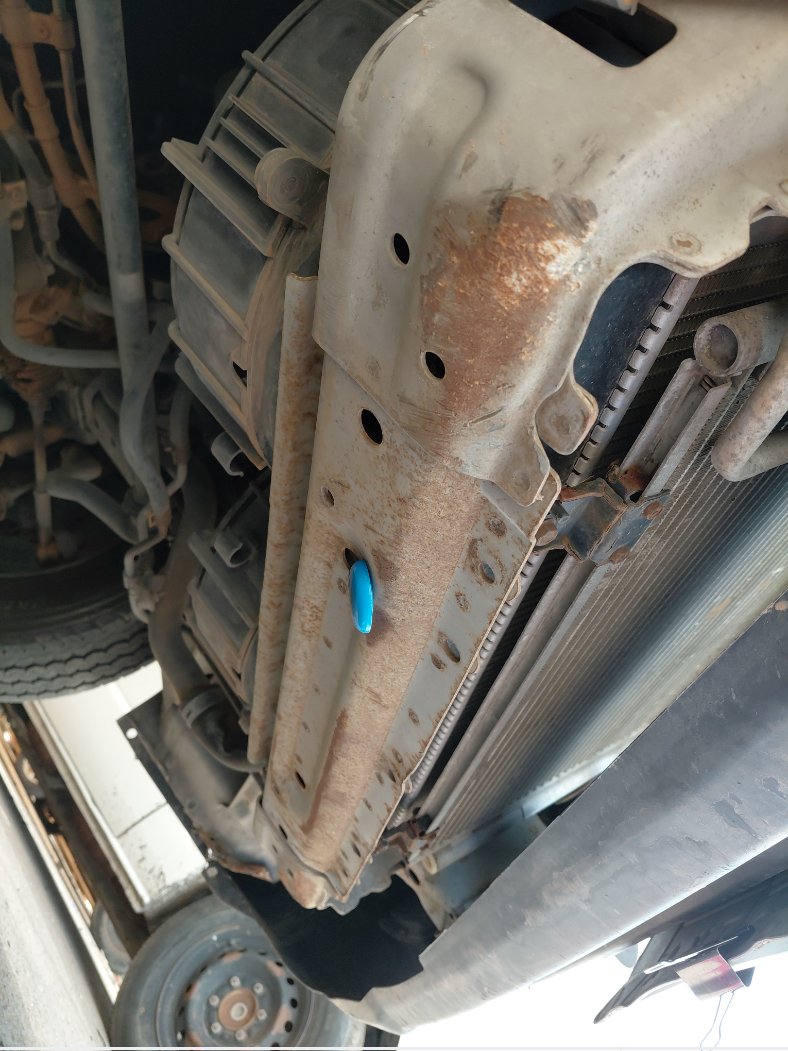 Toyota Hiace  2011 image