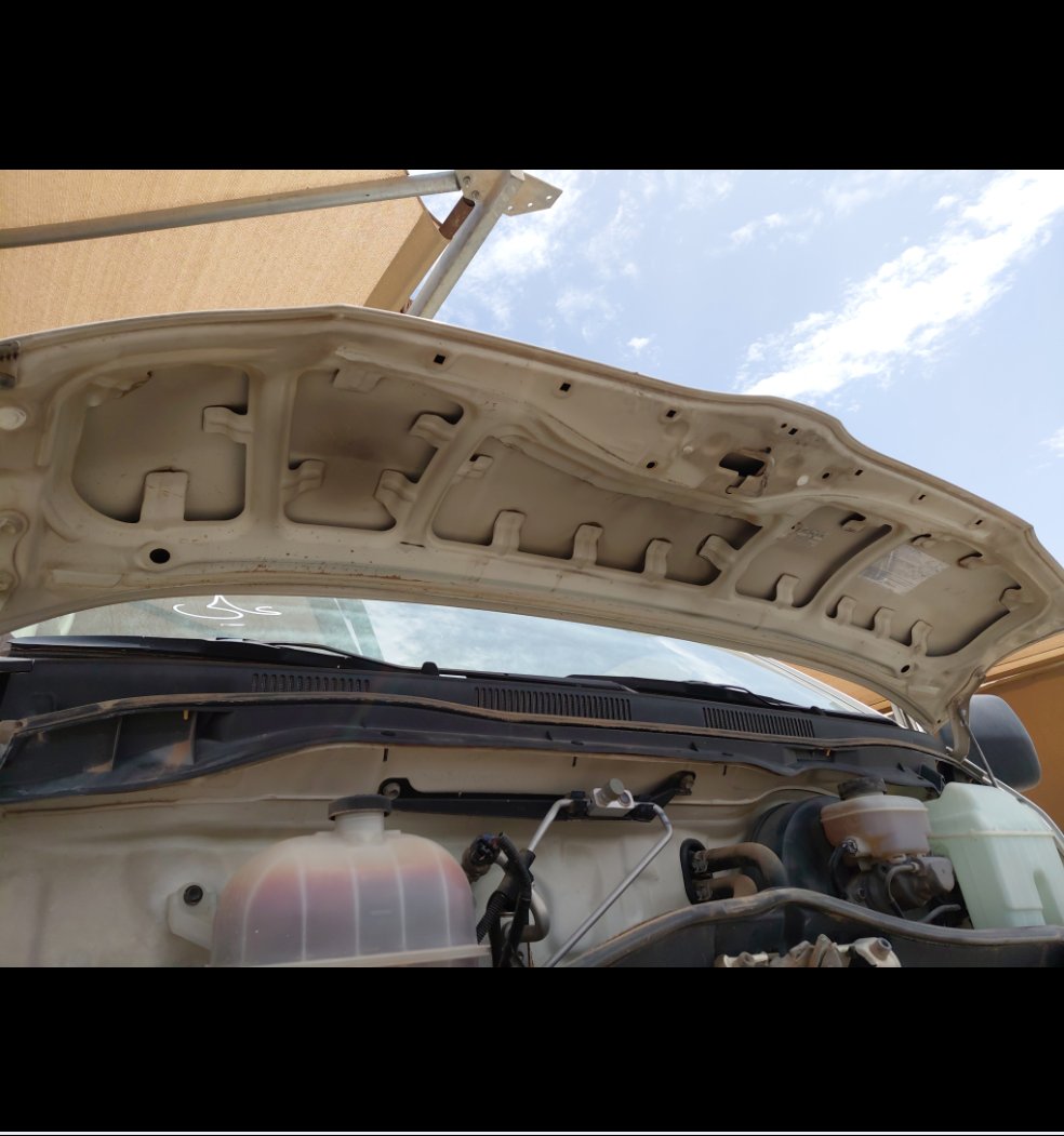 Toyota Hiace Bus  2010 image