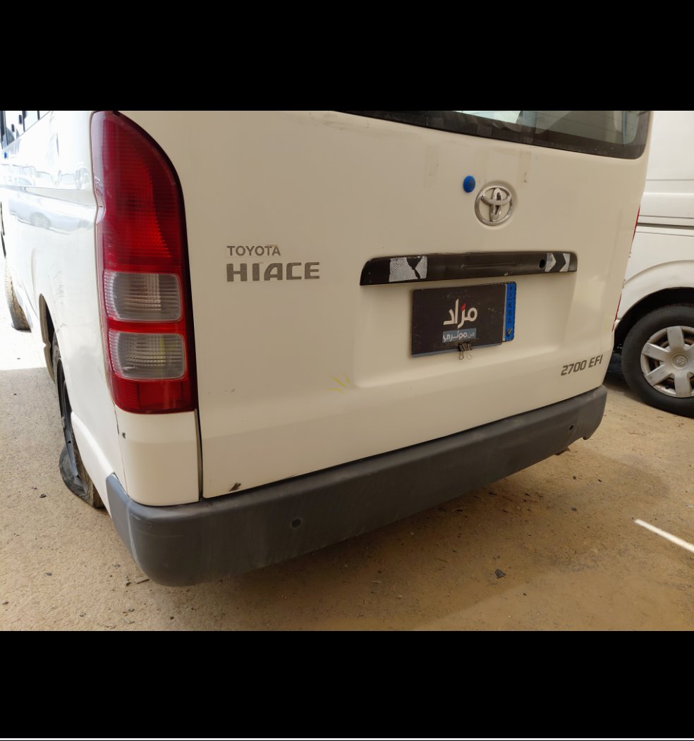 Toyota Hiace Bus  2010 image