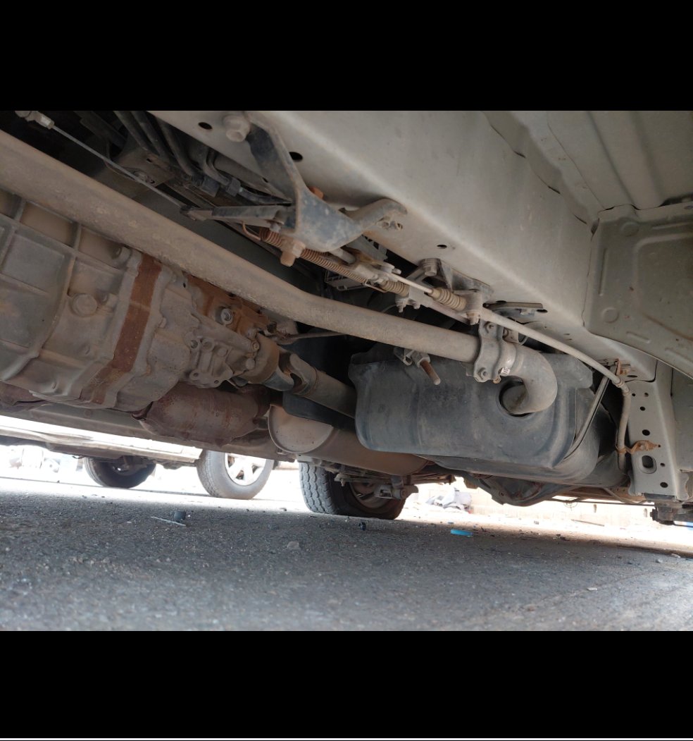 Toyota Hiace Bus  2010 image