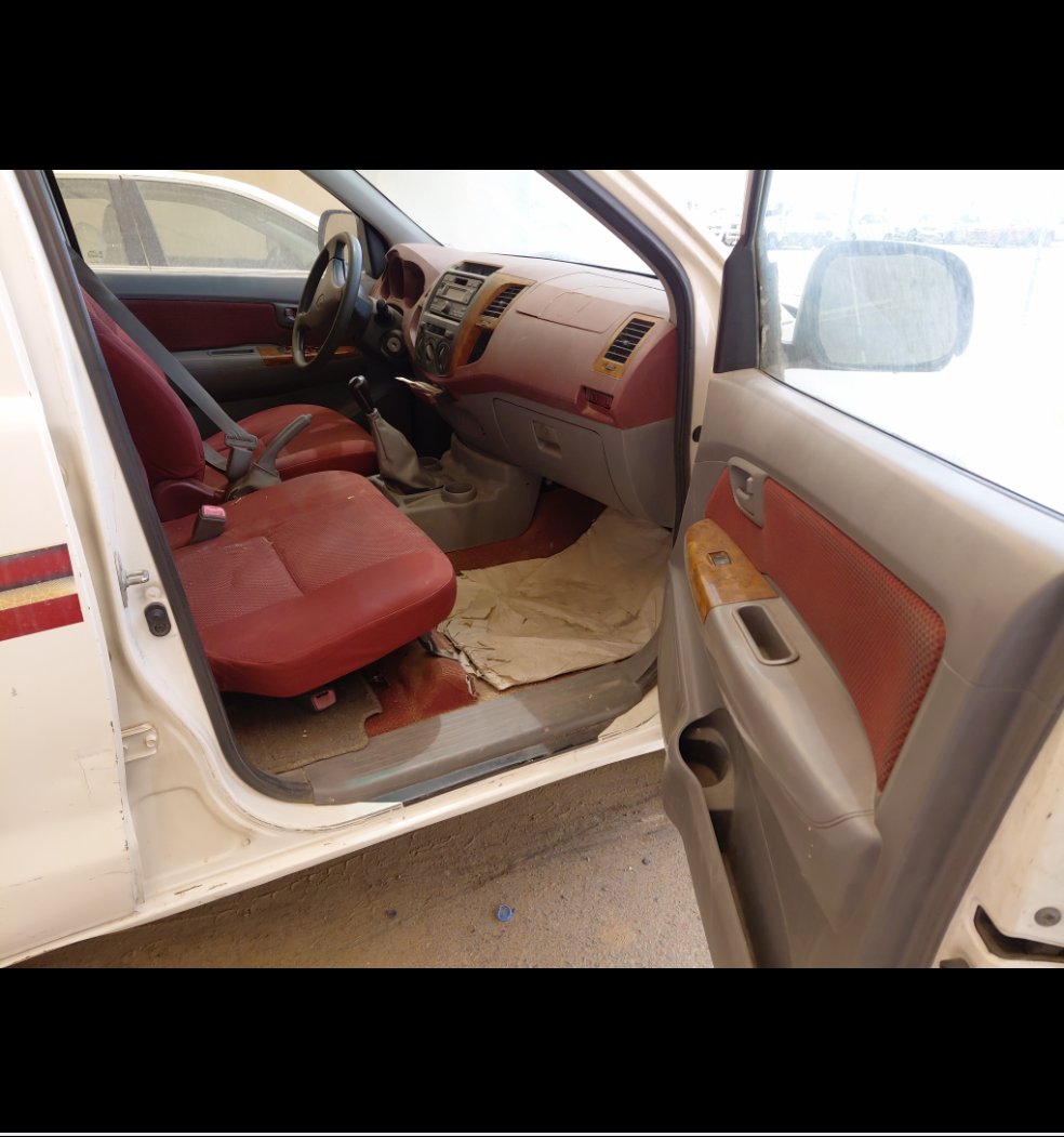 Toyota Hilux  2006 image