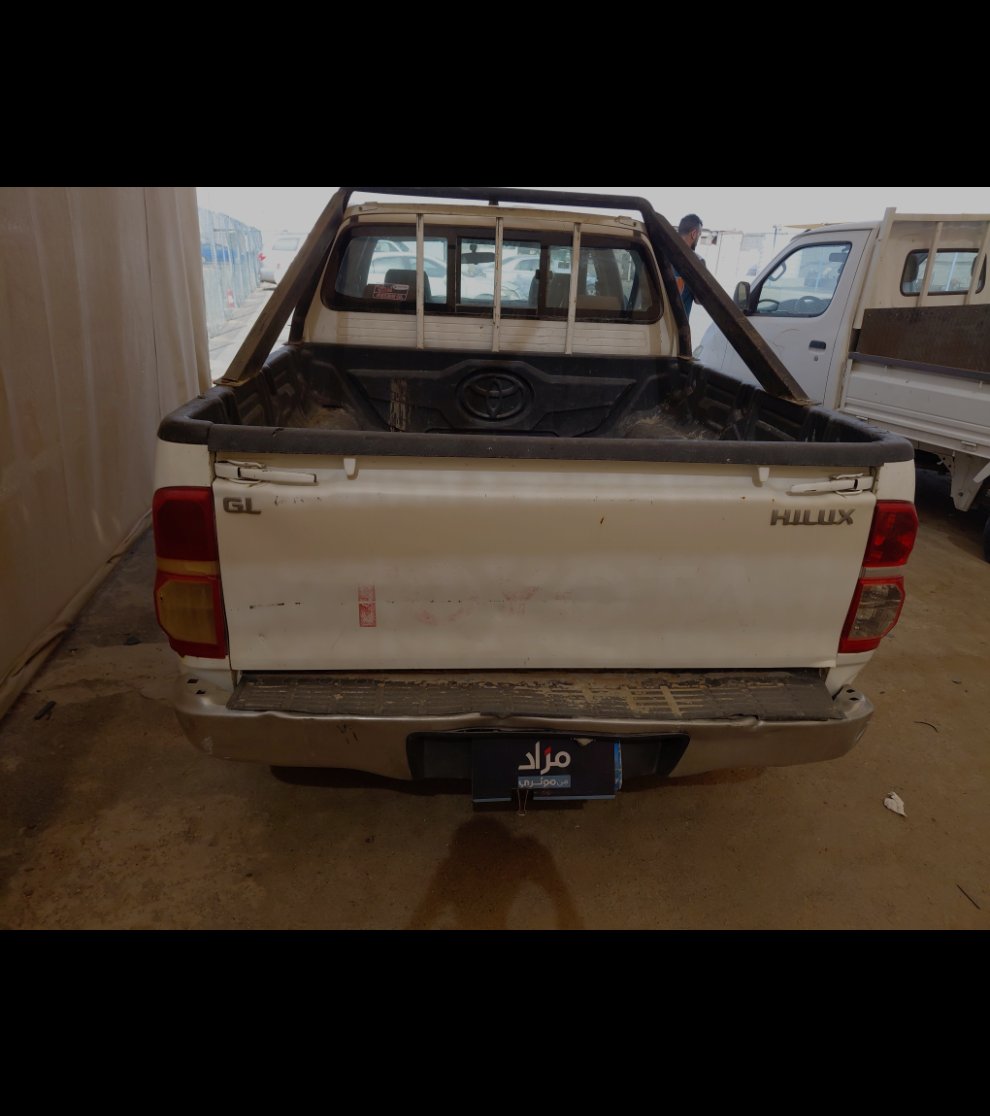 Toyota Hilux  2012 image