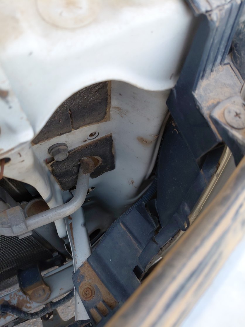 Toyota Hilux  2012 image