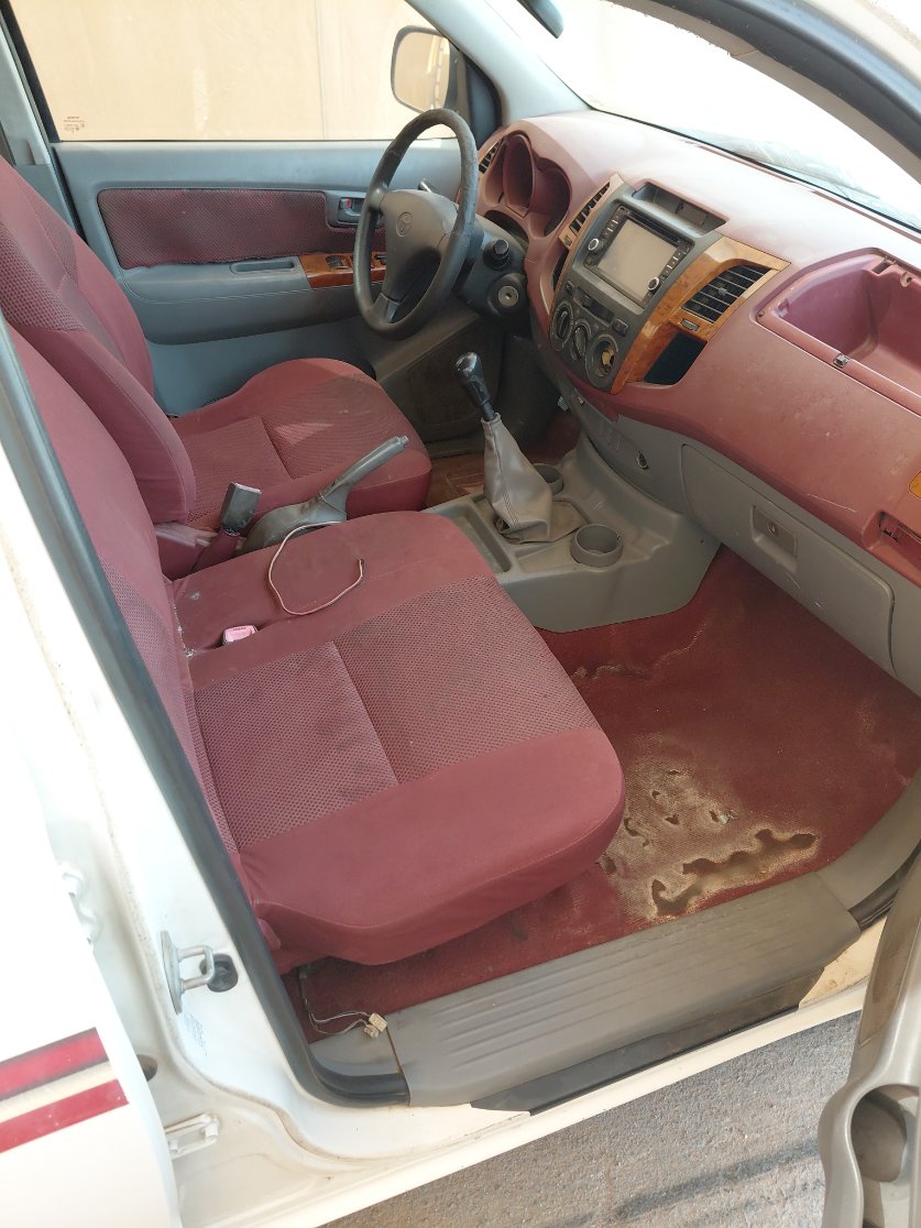 Toyota Hilux  2006 image