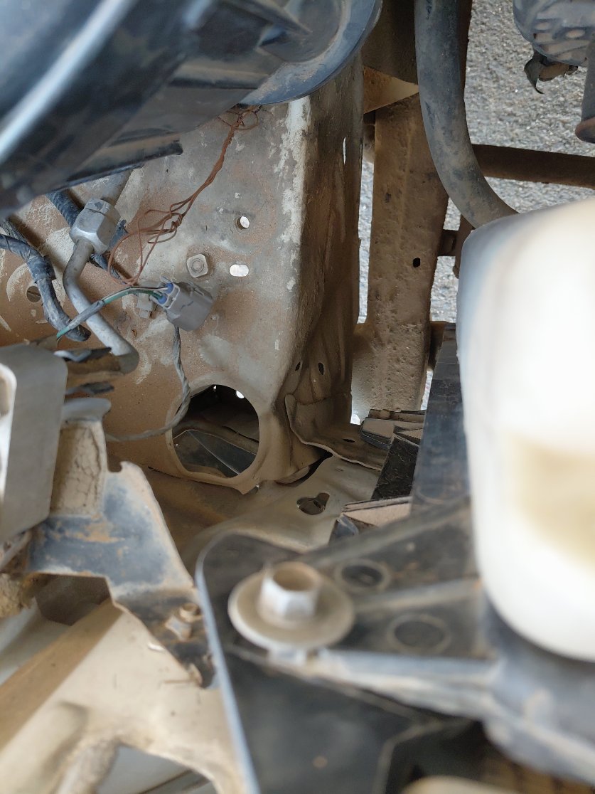 Toyota Hilux  2006 image