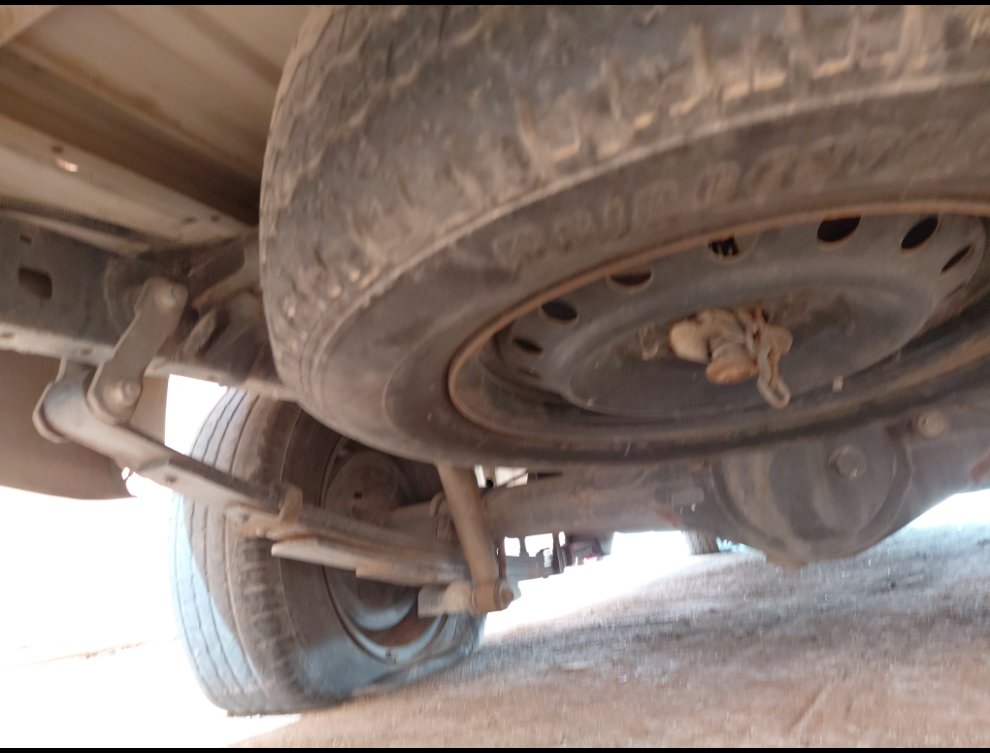 Toyota Hilux  2006 image