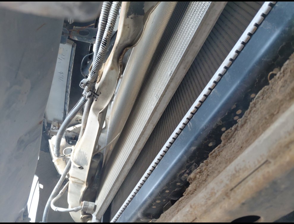 Toyota Hilux  2006 image