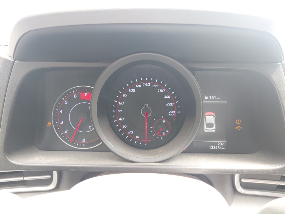 Hyundai Elantra GL 2023 image