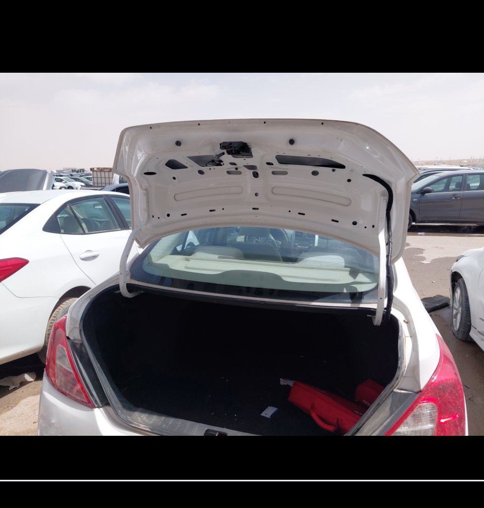 Nissan Sunny اس 2020 image