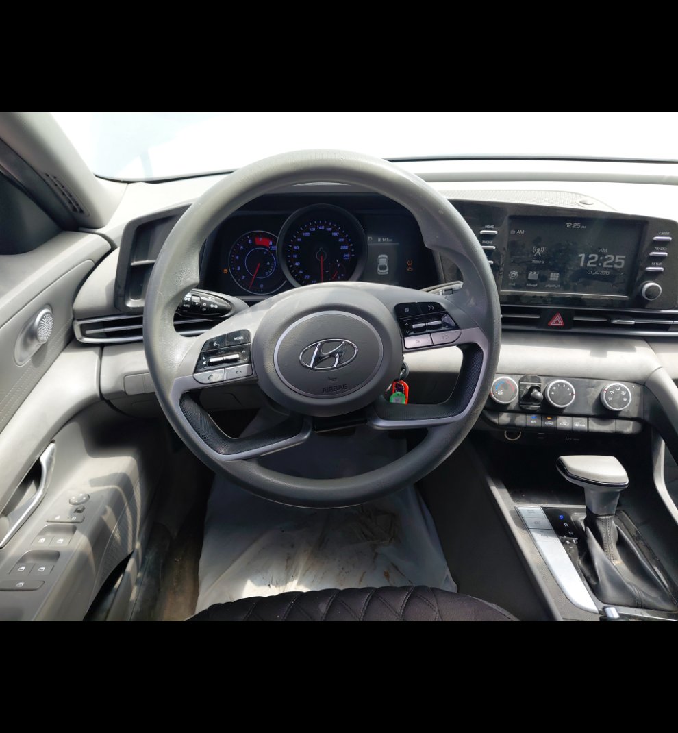 Hyundai Elantra GL 2023 image