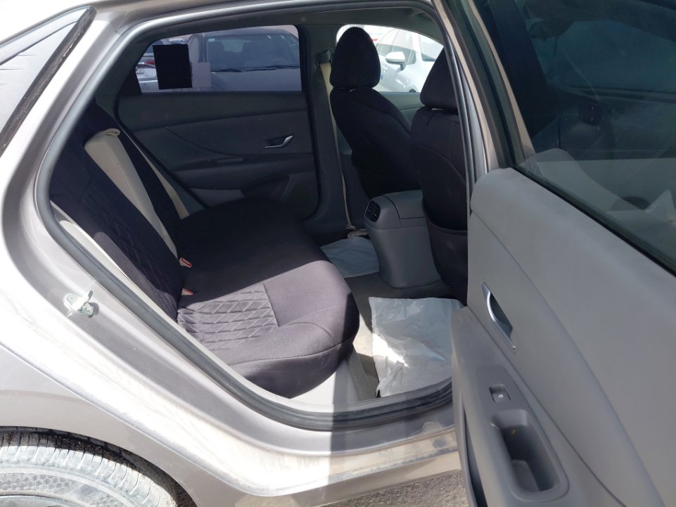 Hyundai Elantra GL 2023 image