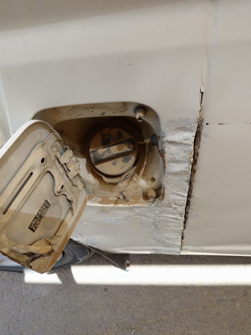 Toyota Hiace Bus  2011 image