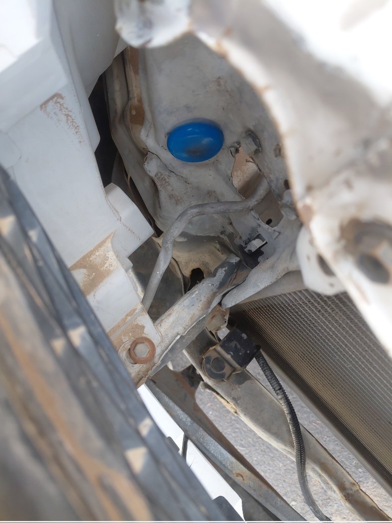 Toyota Hilux  2006 image