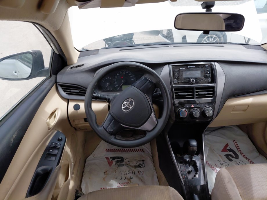 Toyota Yaris Y FLT 2021 image