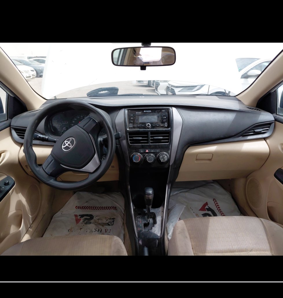 Toyota Yaris Y FLT 2021 image