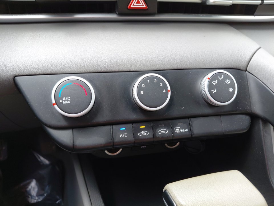 Hyundai Elantra  FLEET 2021 image