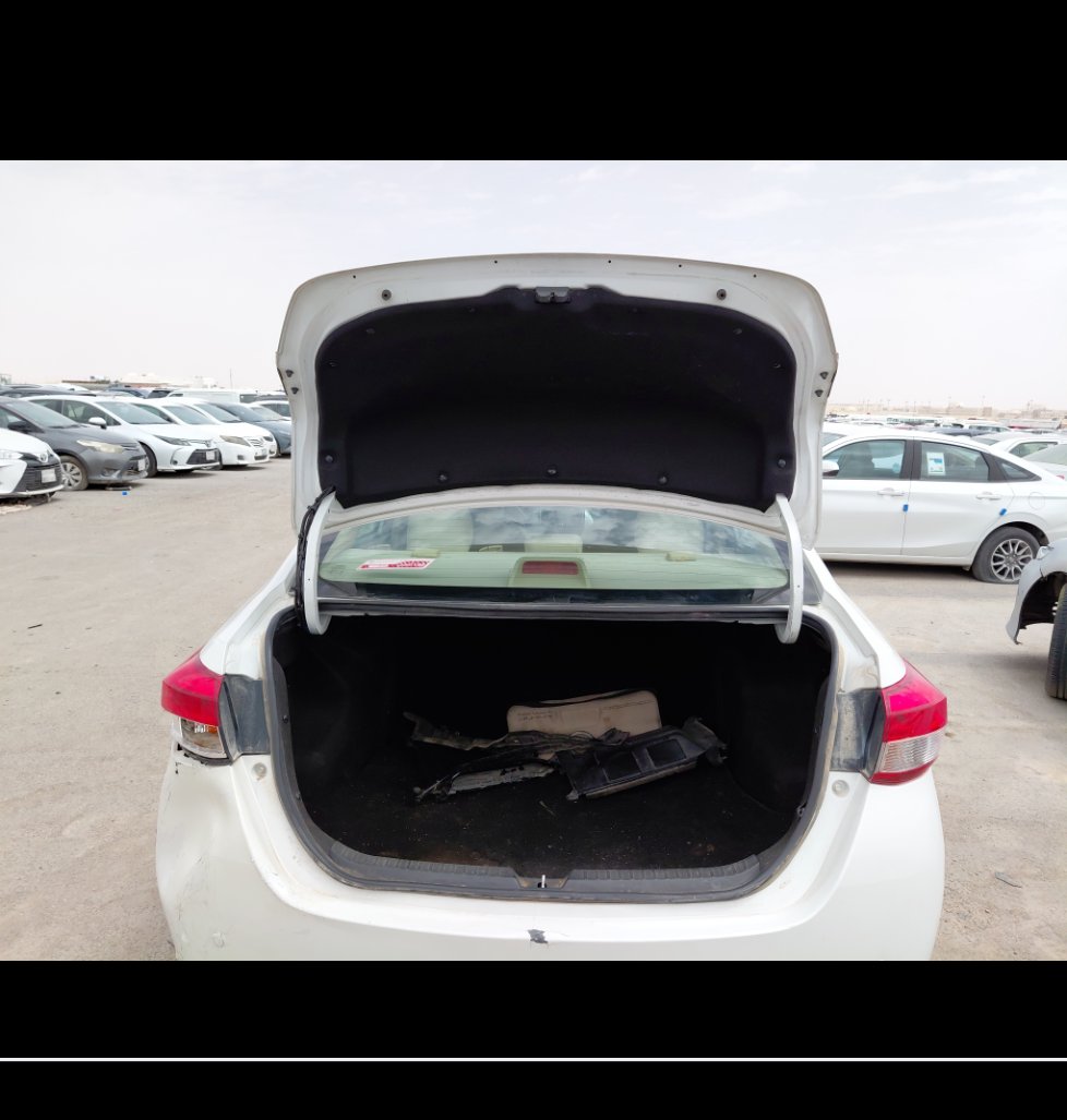 Toyota Yaris Y FLT 2021 image