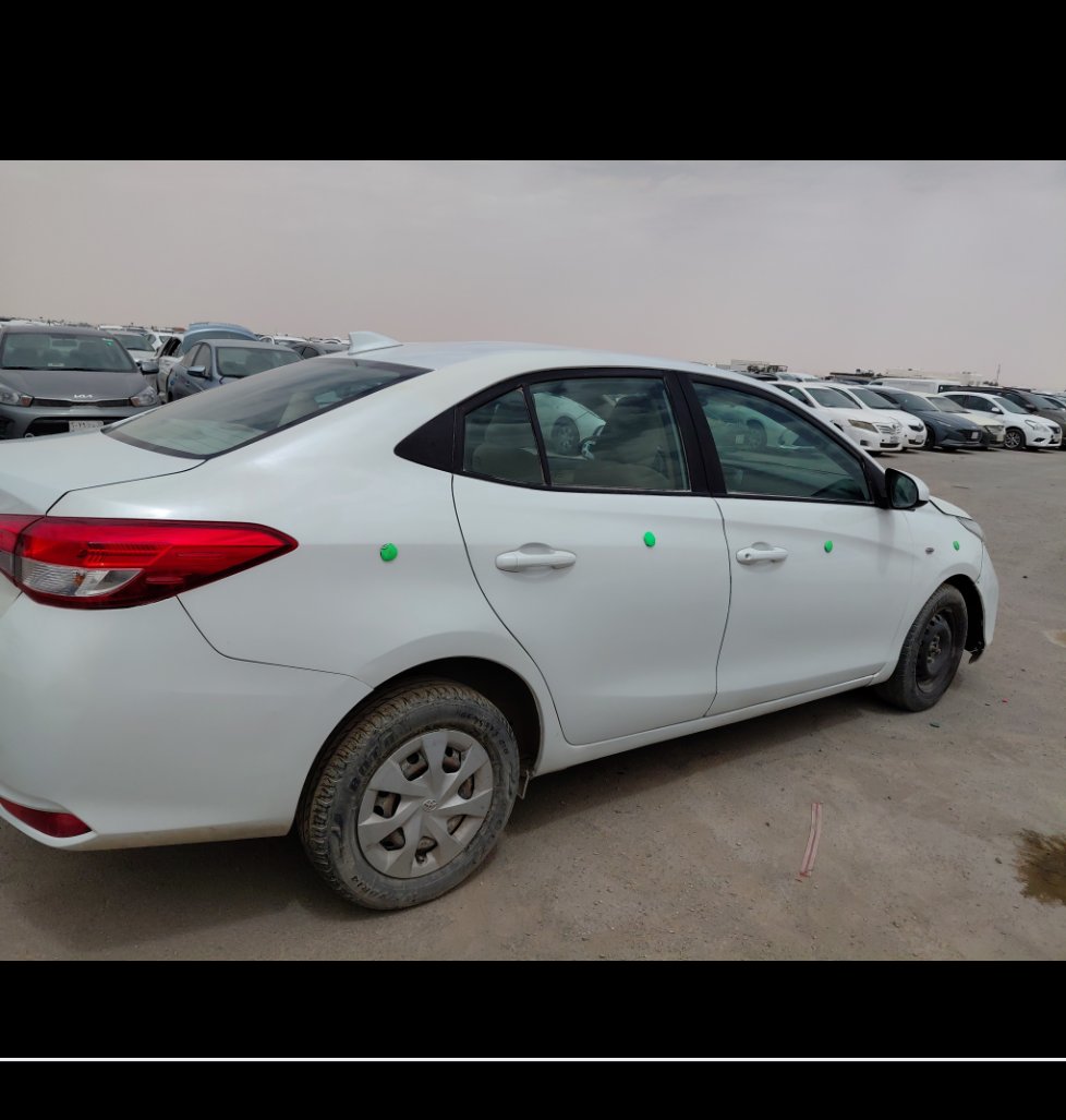 Toyota Yaris Y FLT 2021 image