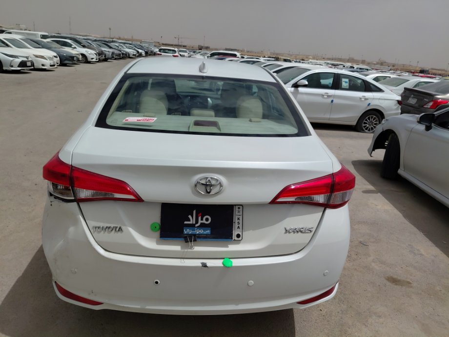 Toyota Yaris Y FLT 2021 image