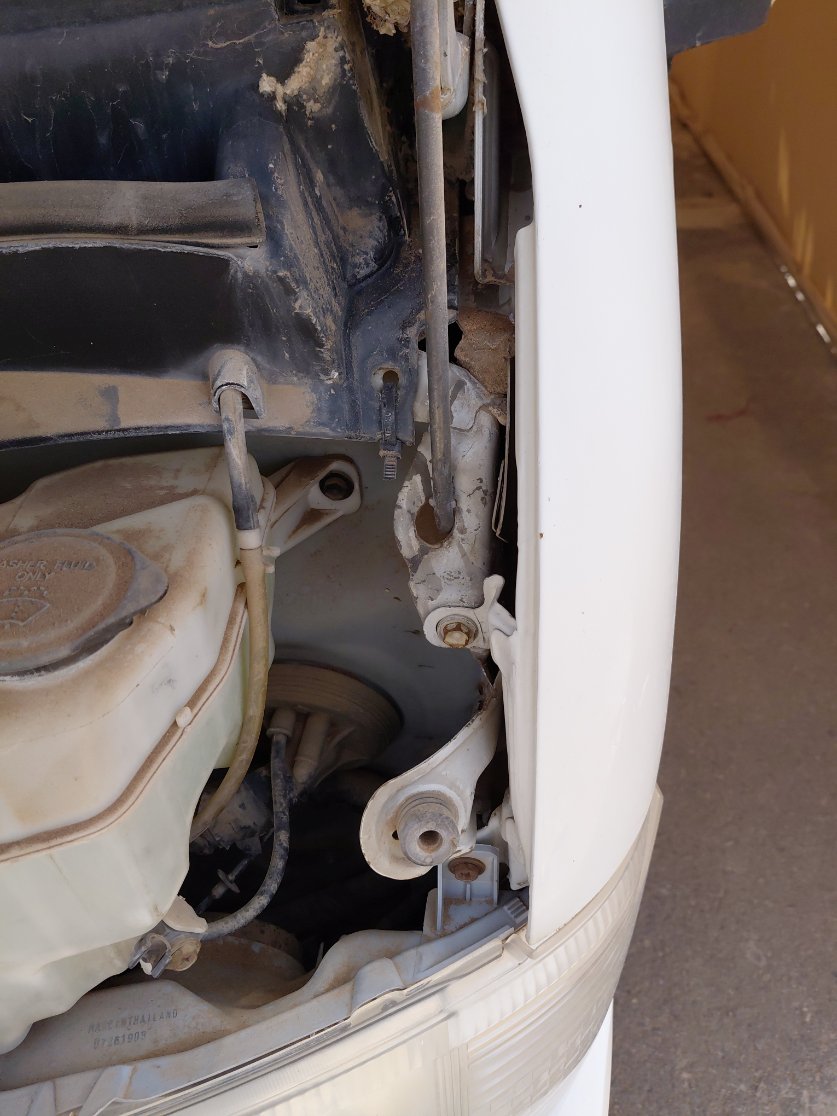 Toyota Hiace Bus  2011 image