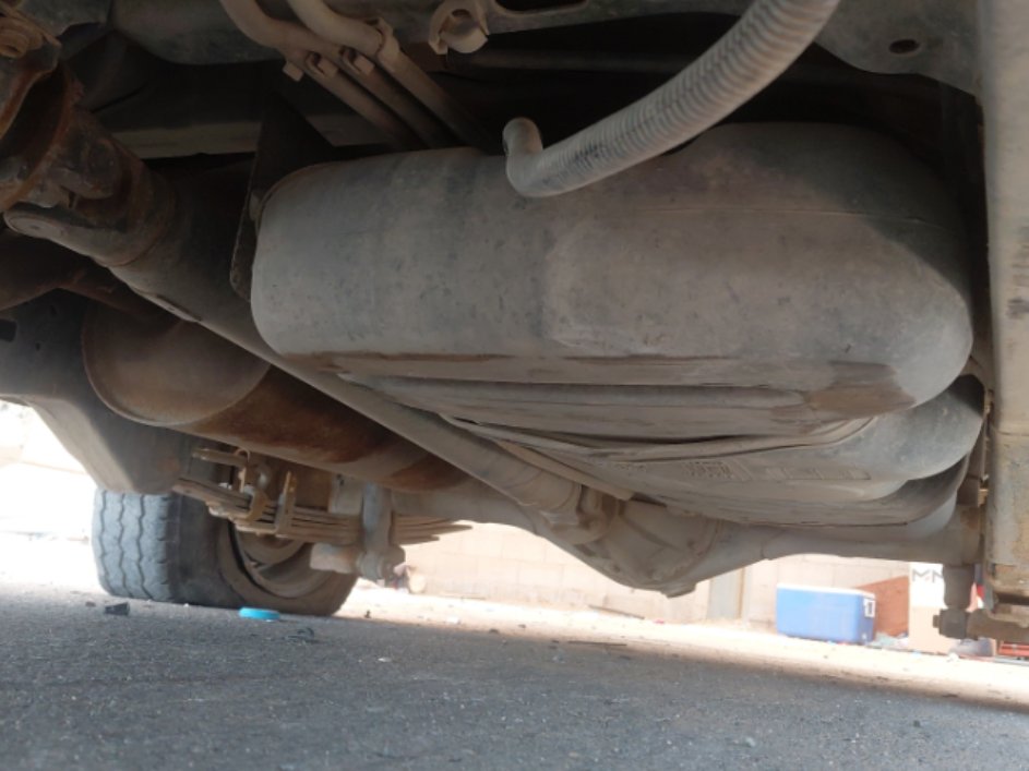 Toyota Hilux  2006 image