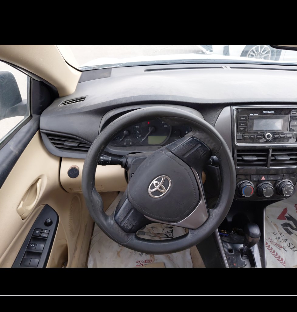 Toyota Yaris Y FLT 2021 image