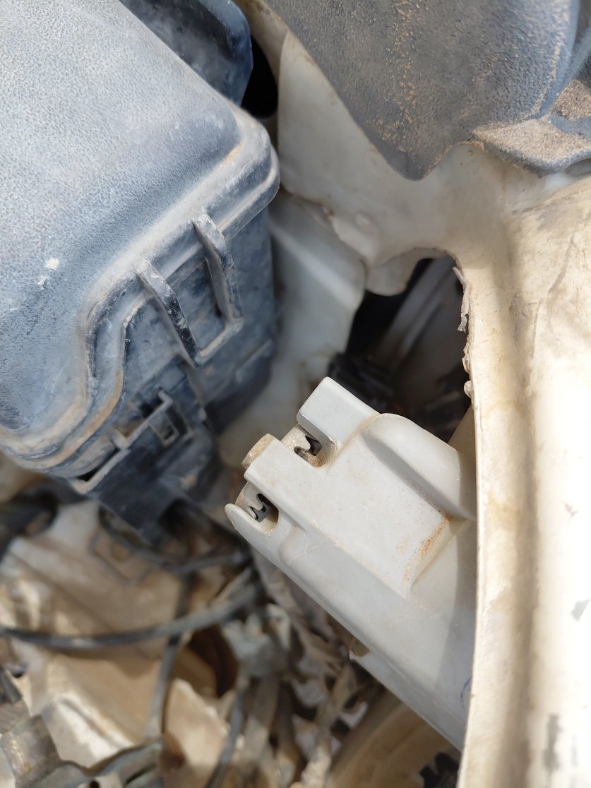 تويوتا أوريون   أساسي 2011 image