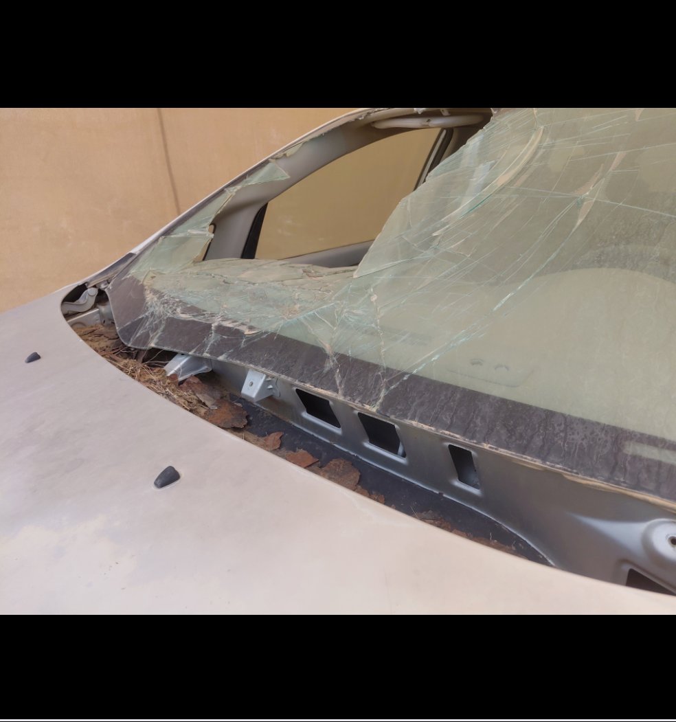 Toyota Innova  2011 image