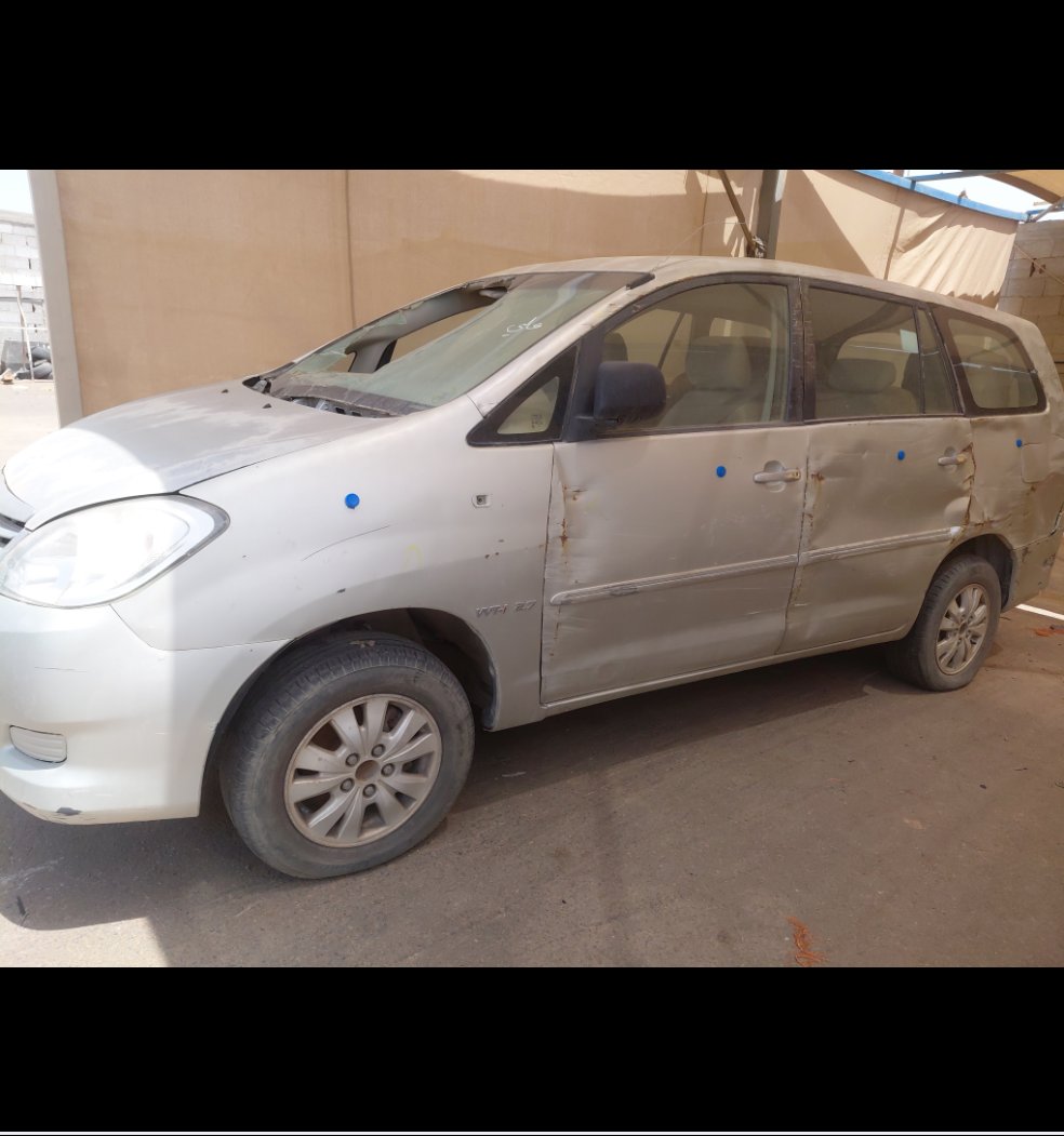 Toyota Innova  2011 image