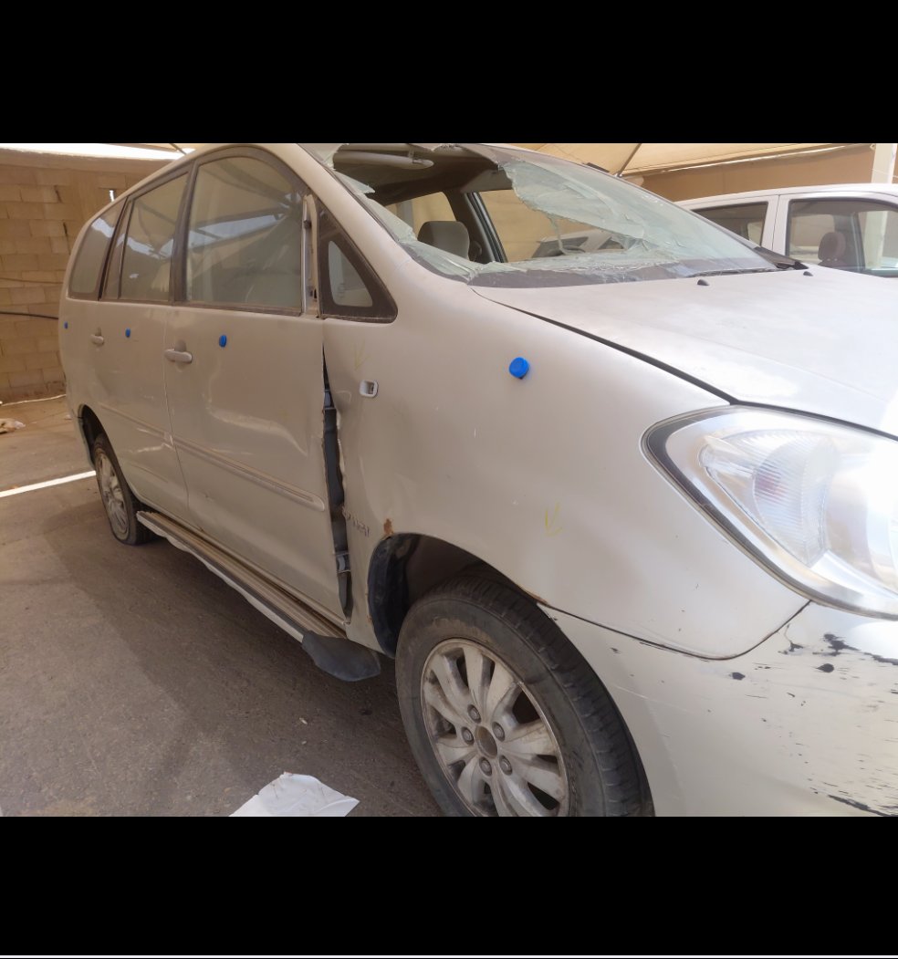 Toyota Innova  2011 image