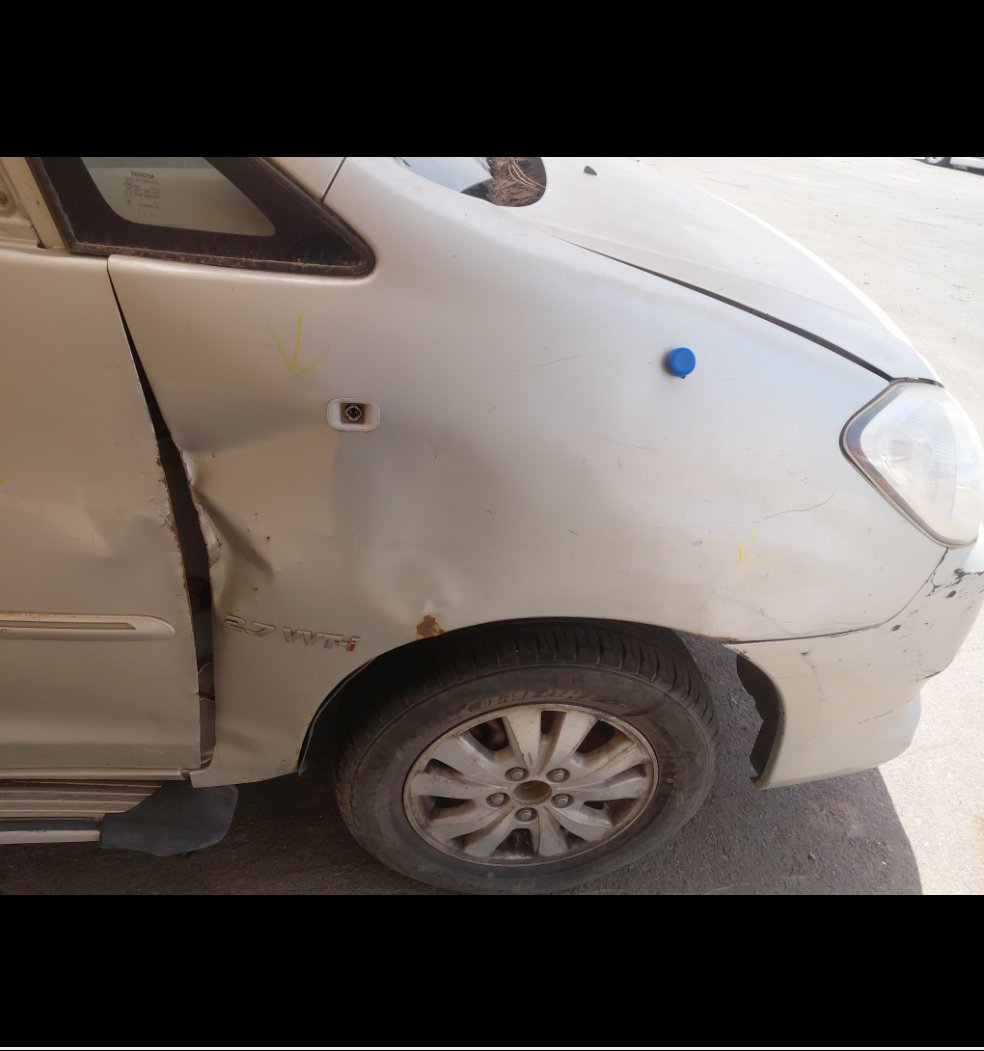 Toyota Innova  2011 image