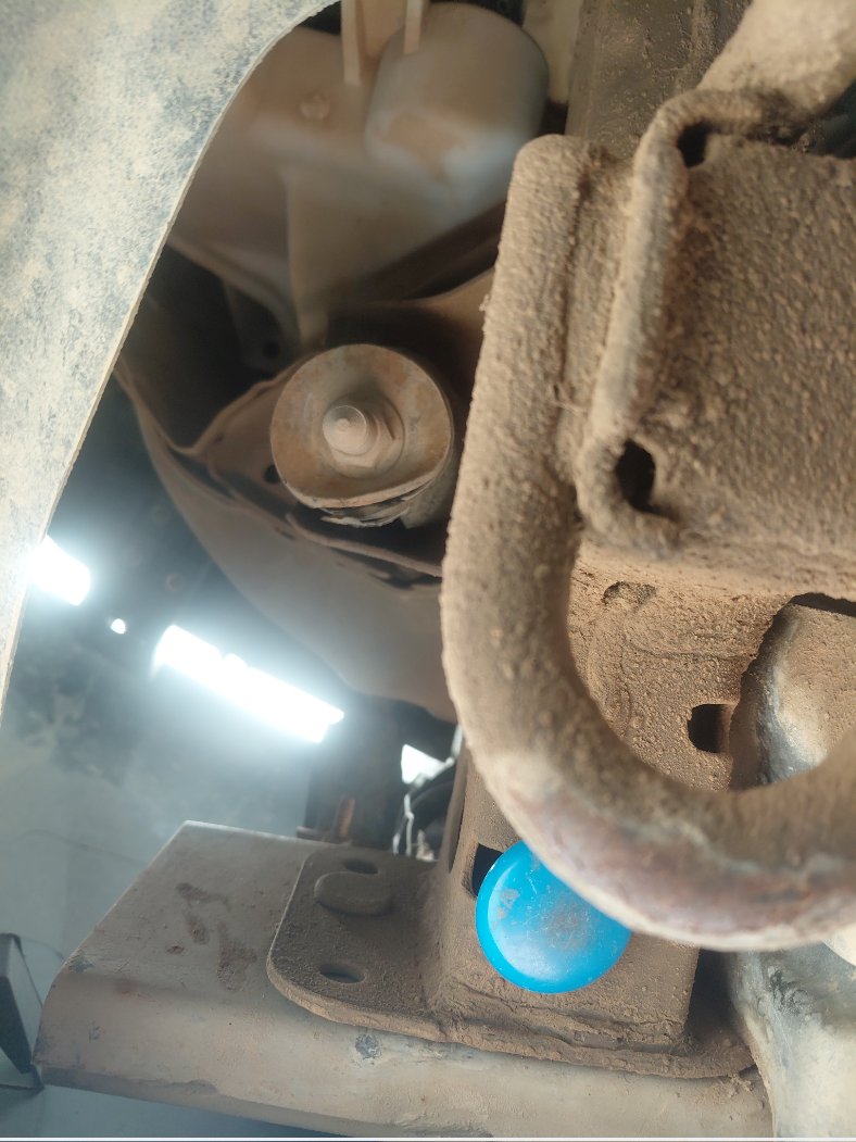 Toyota Innova  2011 image