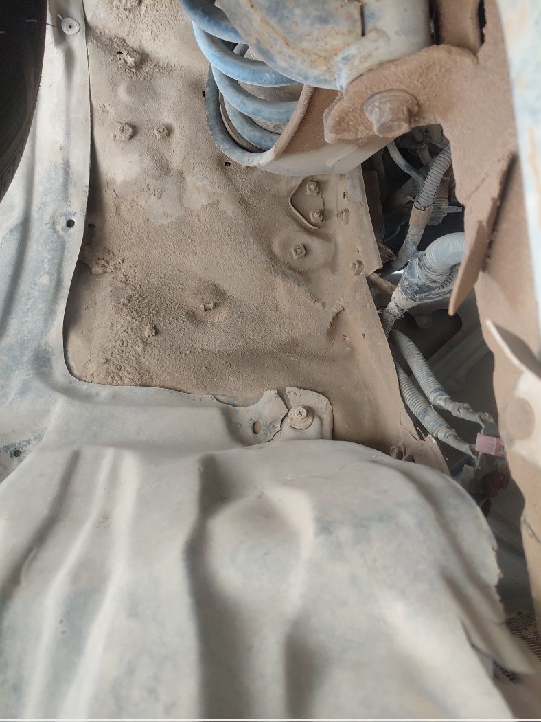 Toyota Innova  2011 image