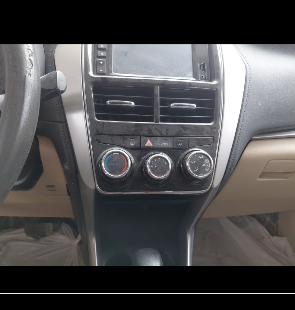 Toyota Yaris  Y 2020 image