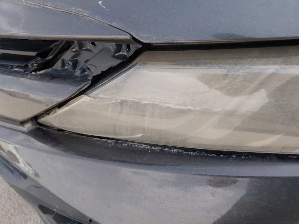 Toyota Camry LE HEV 2019 image