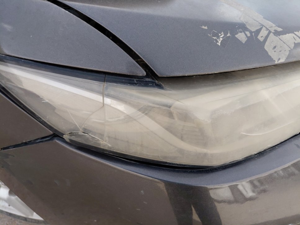 Toyota Camry LE HEV 2019 image