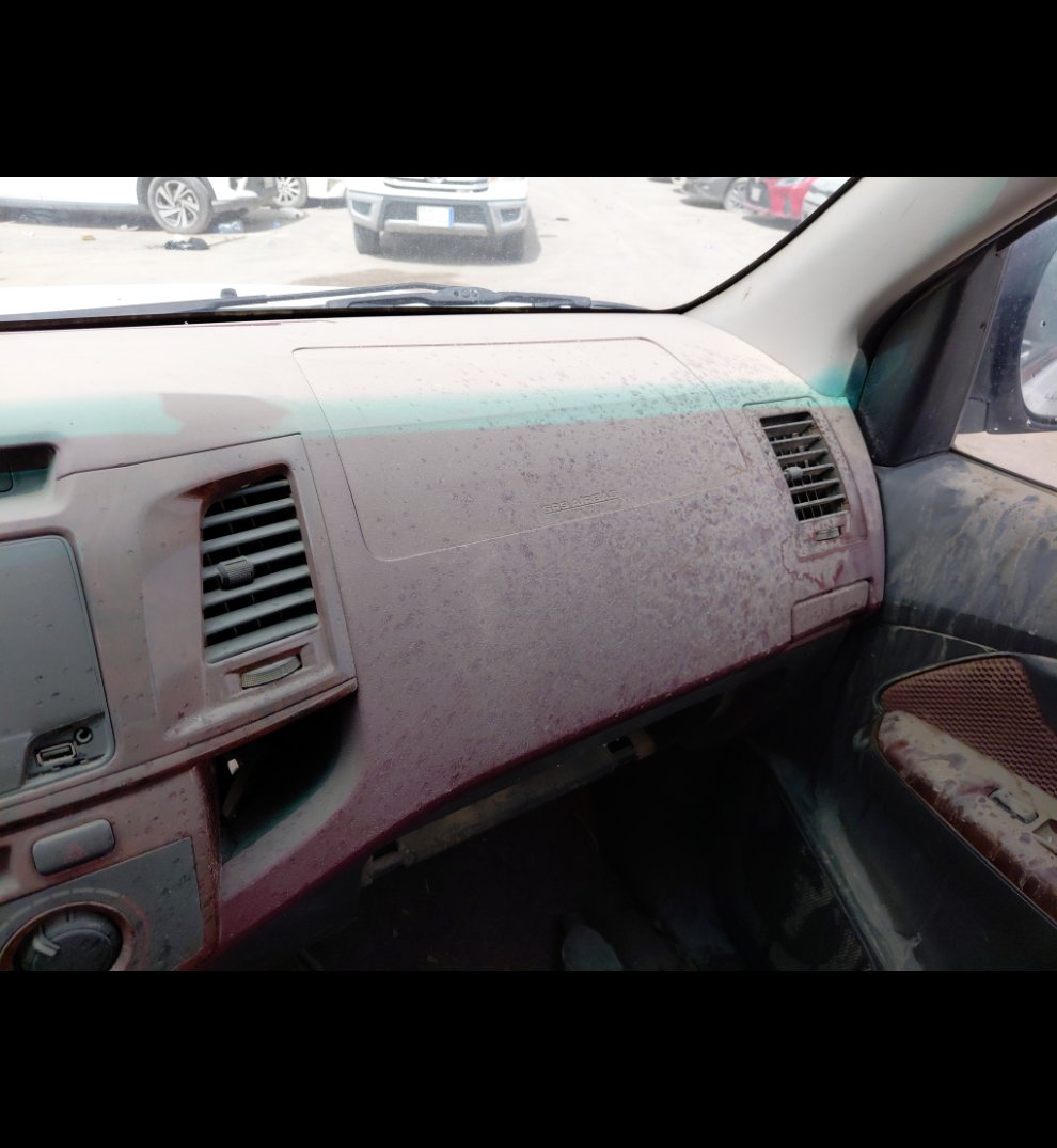 Toyota Hilux  2014 image