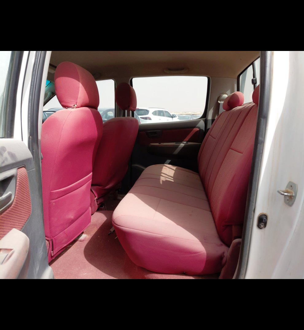 Toyota Hilux  2014 image