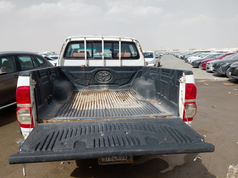 Toyota Hilux  2014 image