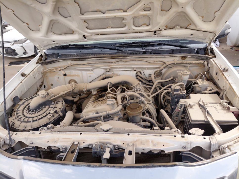 Toyota Hilux  2014 image