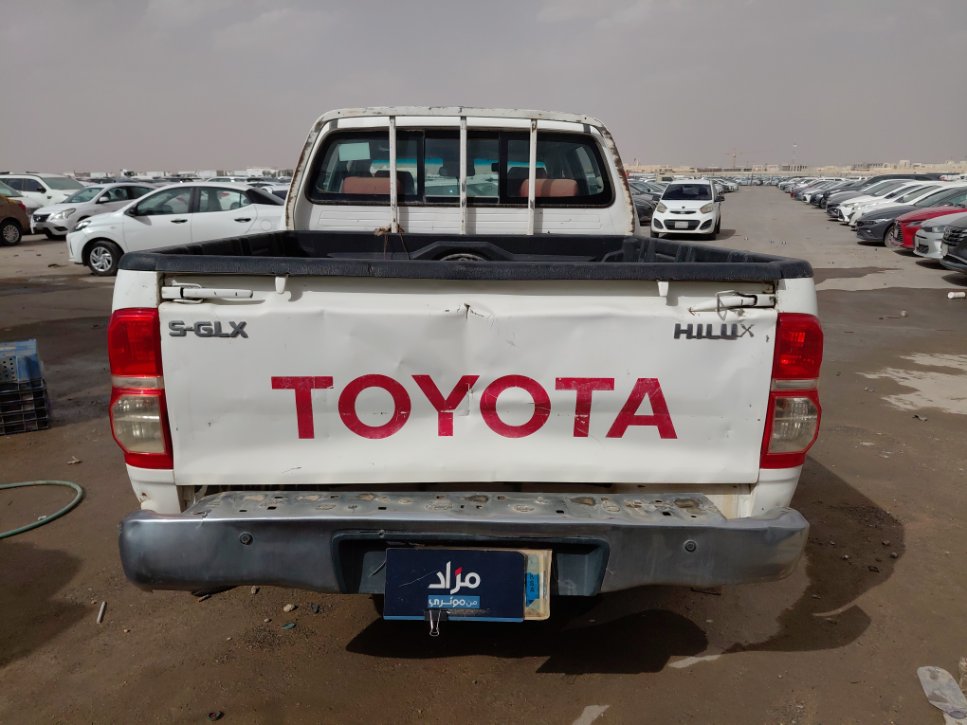 Toyota Hilux  2014 image