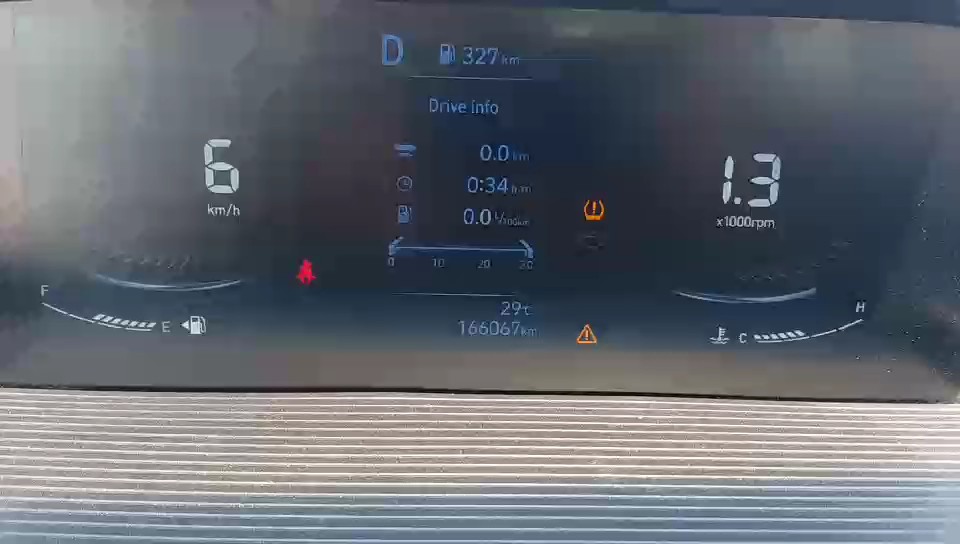 Hyundai Staria  2024 video