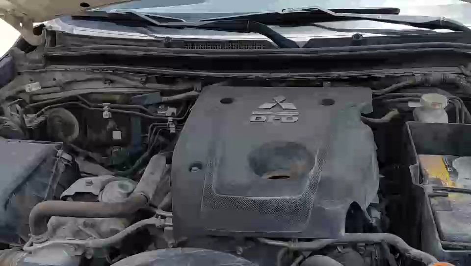 ميتسوبيشي L200  2022 video